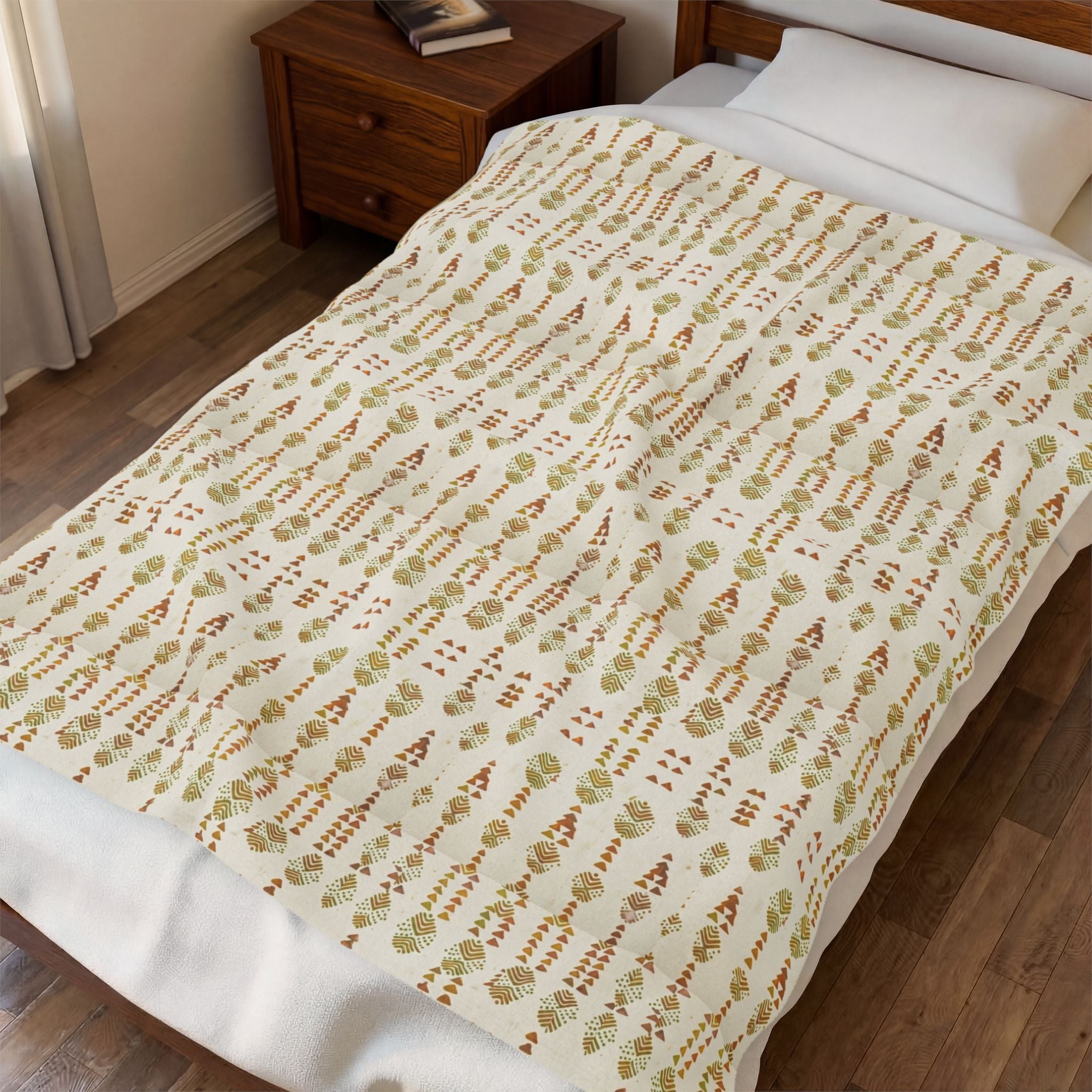 Cozy Woodland Arrow Velveteen Plush Blanket — Soft Rustic Cabin Throw